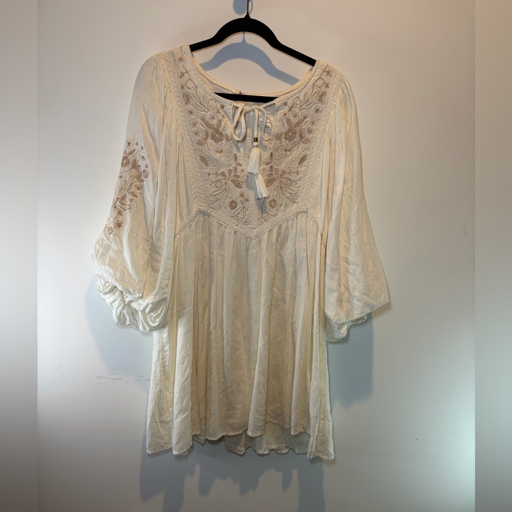 Anthropologie Cream Embroidered Peasant Tunic